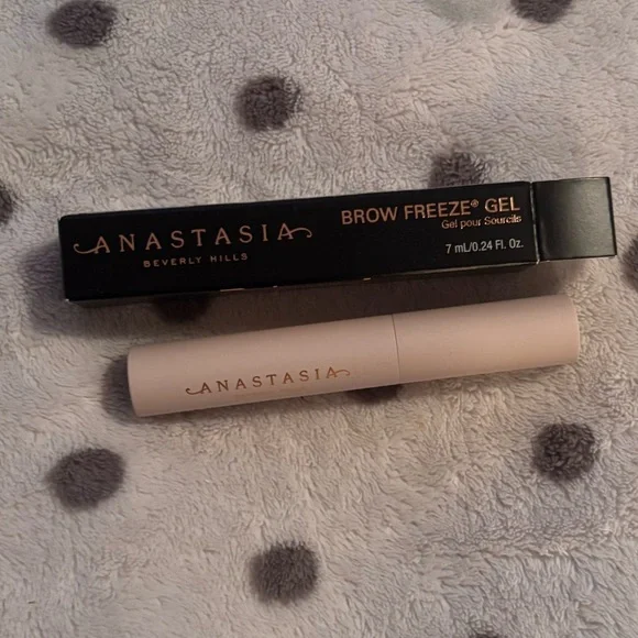 ANASTASIA BEVERLY HILLS Brow Freeze - Picture 3 of 4